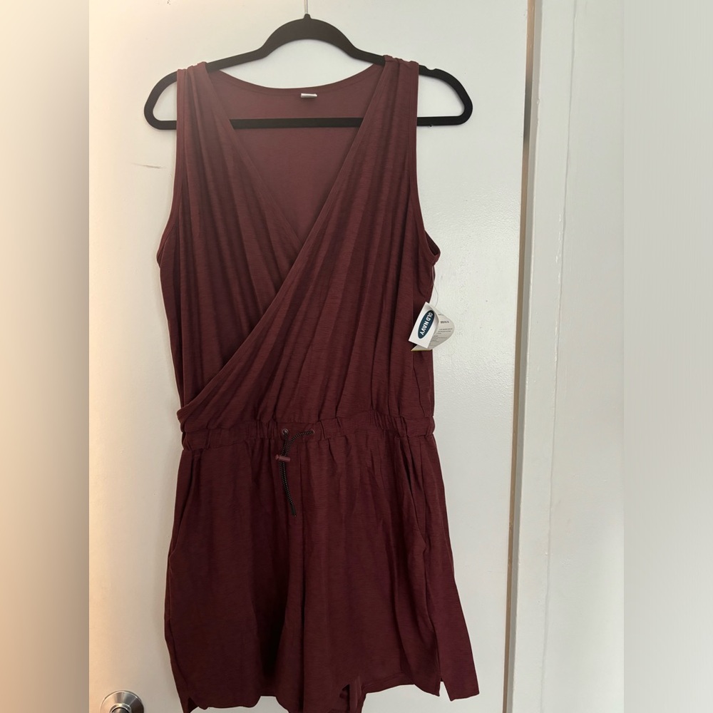 NWT Old Navy Romper sz Large